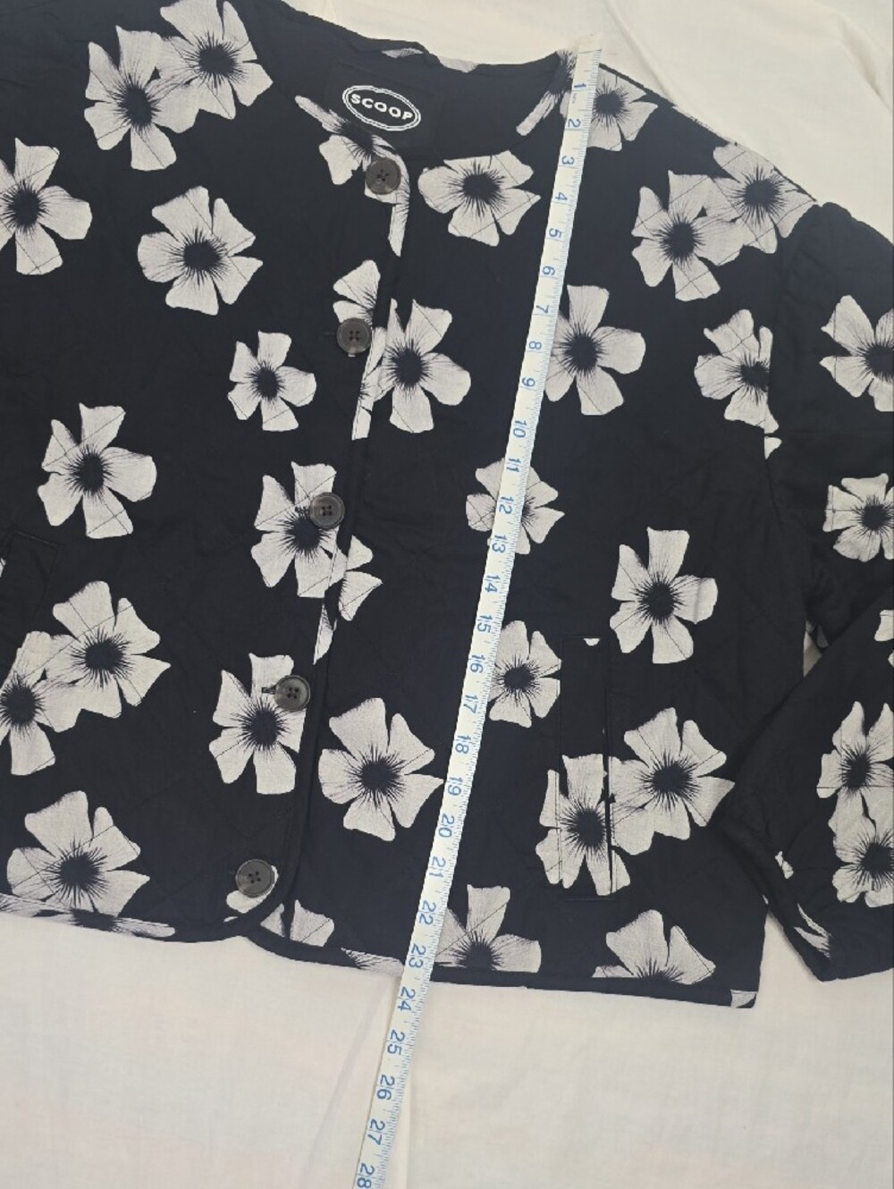 Scoop Black Quilted Puff Floral Button Jacket - White Flowers NwT Sz XXL - Picture 5 of 11